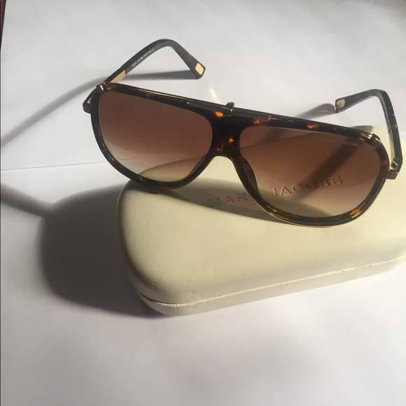 Marc Jacobs Other - Marc Jacobs Brown Tinted Sunglasses (Negotiate)